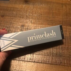 Primelash Lengthening & Volumizing Mascara
New in box. Never opened